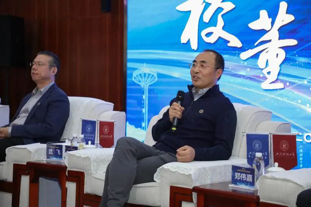 吴亚东校友
